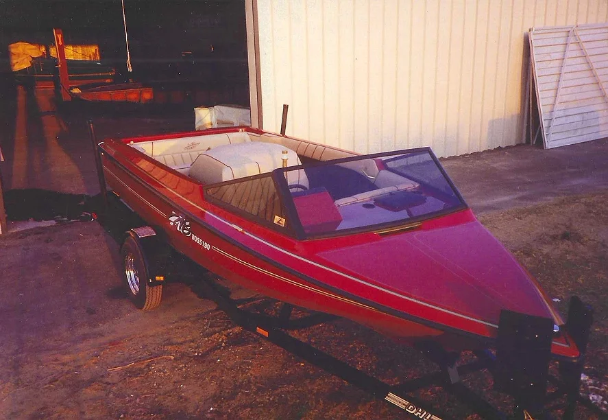 Classic MB boat